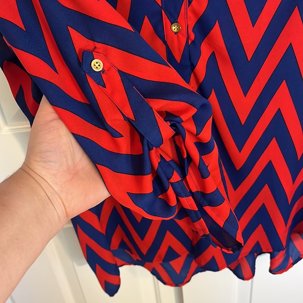 Rue21, Tunic Blouse, Red & Blue Patterned with Gold details. Size 1x. Worn 2x - Picture 3 of 5